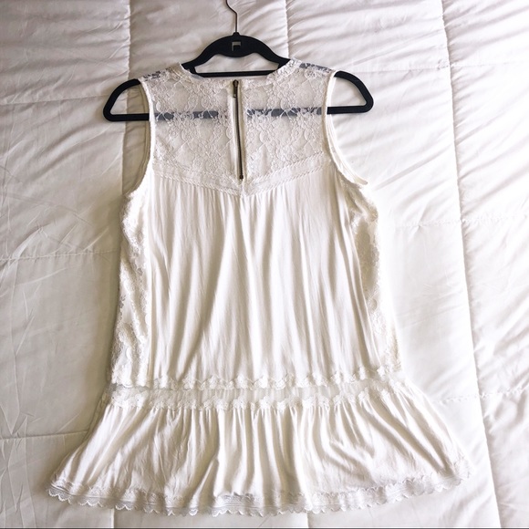 Vici Evangelista Lace Top- Ivory - Picture 6 of 8